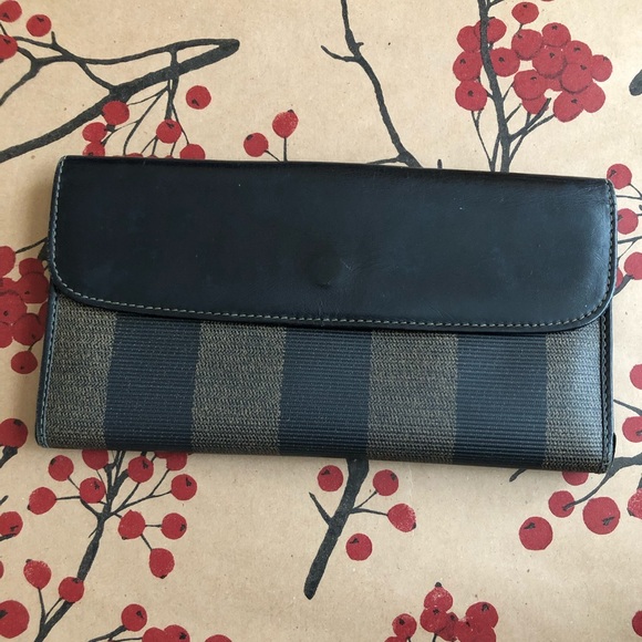 Authentic Fendi Pequin stripe long wallet - Picture 5 of 14